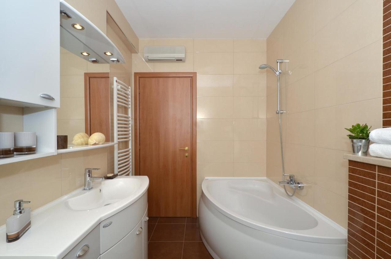 Apartmani Adela Solin Exteriér fotografie