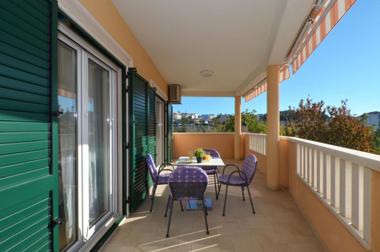 Apartmani Adela Solin Exteriér fotografie
