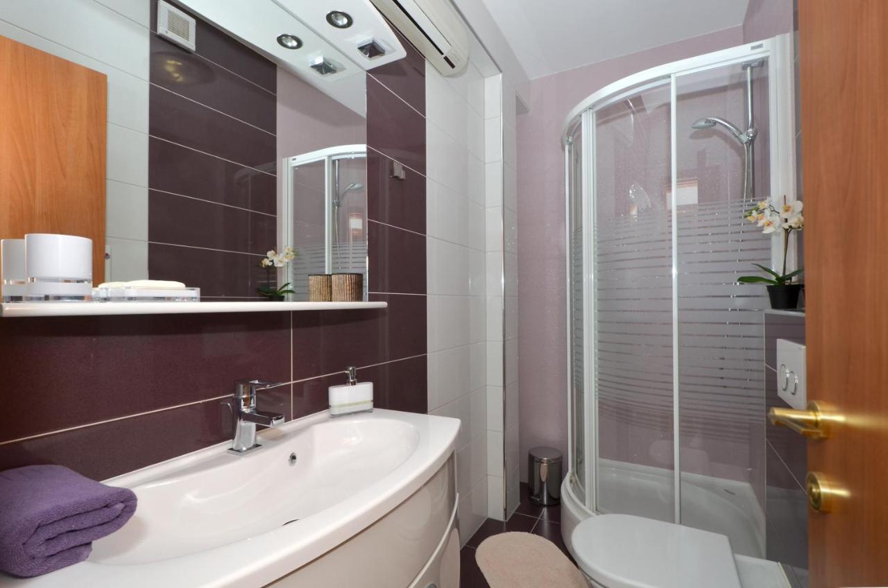 Apartmani Adela Solin Exteriér fotografie
